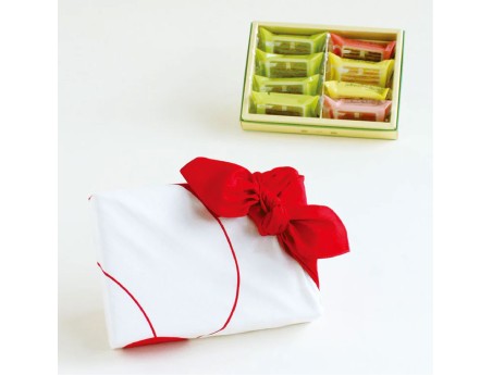 Furoshiki 70 cm - Red Prunus Bamboo Pine