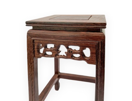 Table carrée en bois - 11 cm