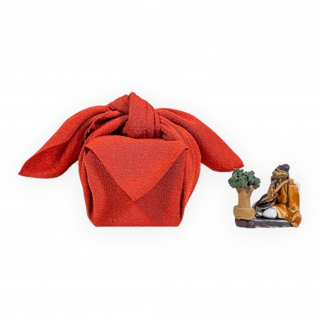 Set Estatuilla de Bonsáista & Furoshiki 45 cm