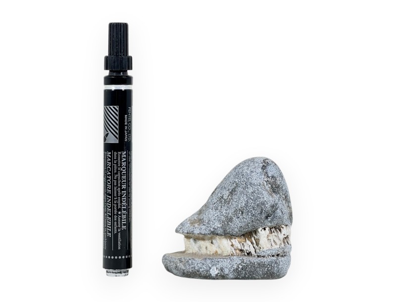 Suiseki Stone Hut - 6 cm