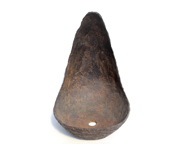 Niijima stone pot 60 cm moon